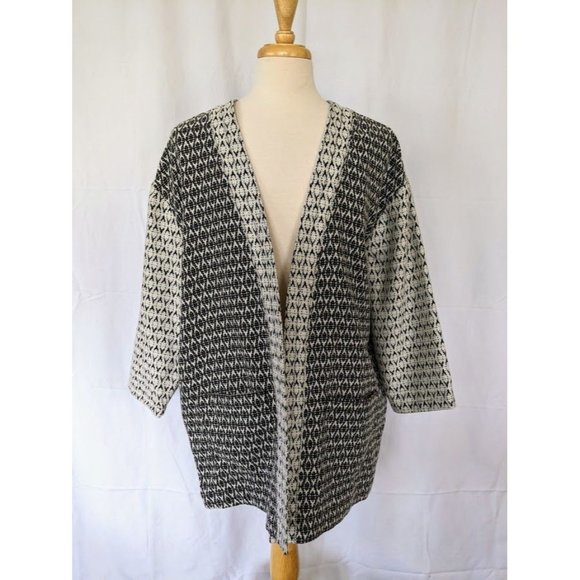 Old navy Sweaters - Women's Old Navy Woven 3/4 Sleeve Sweater Cardigan Size XXL‎ Lightweight Long